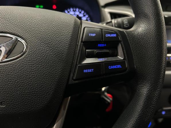 Hyundai Creta I Рестайлинг с пробегом 2021 года, цена 1 549 000 рублей, 163372 км, внедорожник, Автокод Объявления