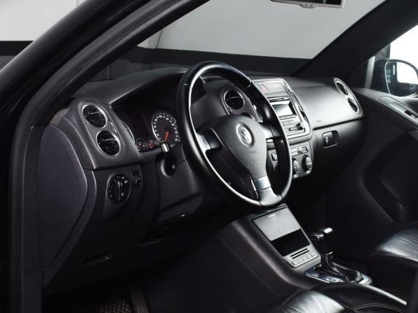 Volkswagen Tiguan I с пробегом 2009 года, цена 1 149 995 рублей, 248152 км, внедорожник, Автокод Объявления