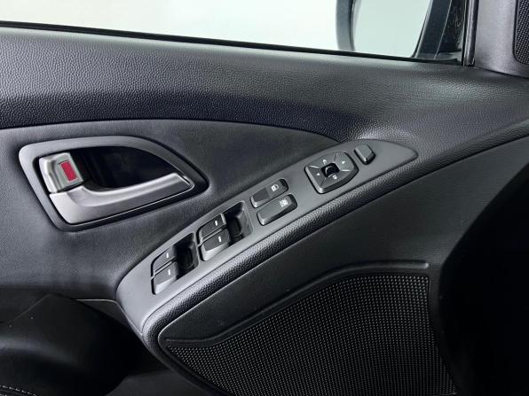 Hyundai ix35 I с пробегом 2012 года, цена 1 050 000 рублей, 277904 км, внедорожник, Автокод Объявления