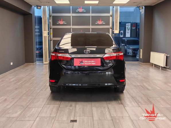 Toyota Corolla XI (E160 E170 E180) с пробегом 2013 года, цена 1 198 000 рублей, 135000 км, седан, Автокод Объявления