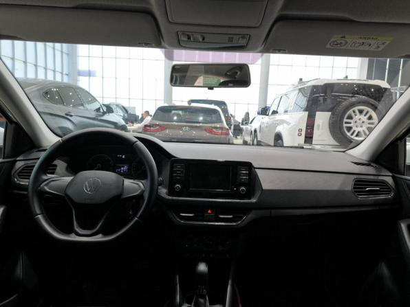 Volkswagen Polo VI с пробегом 2020 года, цена 990 000 рублей, 180000 км, лифтбек, Автокод Объявления