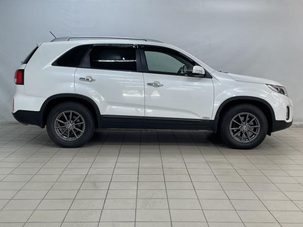 Kia Sorento II Рестайлинг с пробегом 2017 года, цена 2 100 000 рублей, 134053 км, внедорожник, Автокод Объявления