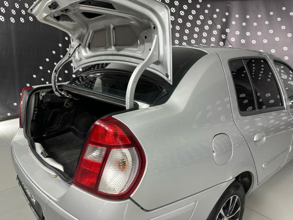 Renault Symbol I Рестайлинг с пробегом 2005 года, цена 263 000 рублей, 256412 км, седан, Автокод Объявления