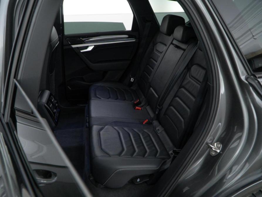 Volkswagen Touareg III Москва  - изображение 10