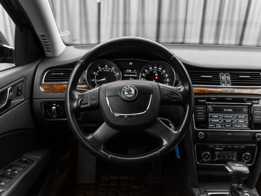 Skoda Superb II Москва  - изображение 12