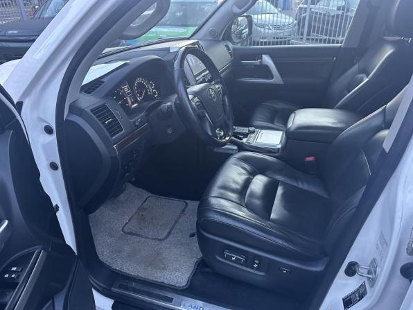 Toyota Land Cruiser 200 Series Рестайлинг 2 с пробегом 2016 года, цена 5 499 000 рублей, 254006 км, внедорожник, Автокод Объявления