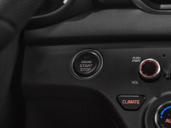 Kia Sportage IV с пробегом 2018 года, цена 1 649 000 рублей, 164100 км, внедорожник, Автокод Объявления