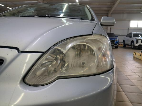 Toyota Corolla IX (E120 E130) Рестайлинг с пробегом 2006 года, цена 650 000 рублей, 211000 км, хэтчбек, Автокод Объявления