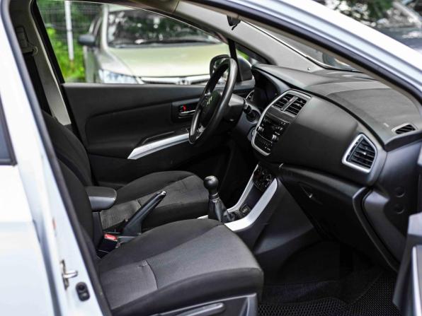 Suzuki SX4 II (S-Cross) с пробегом 2014 года, цена 880 000 рублей, 223277 км, хэтчбек, Автокод Объявления
