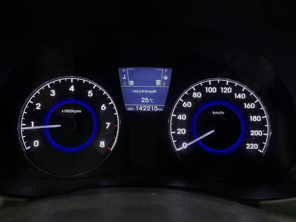 Hyundai Solaris I с пробегом 2013 года, цена 735 000 рублей, 142213 км, хэтчбек, Автокод Объявления