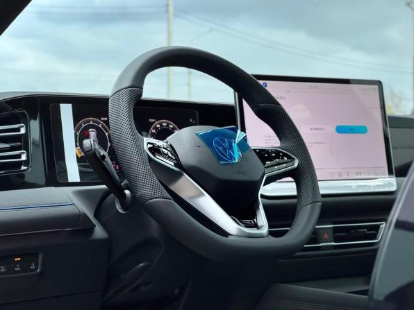 Volkswagen Tiguan III (China Market) с пробегом 2026 года, цена 4 750 000 рублей, 10 км, внедорожник, Автокод Объявления