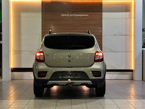 Renault Sandero II с пробегом 2016 года, цена 999 900 рублей, 66047 км, хэтчбек, Автокод Объявления