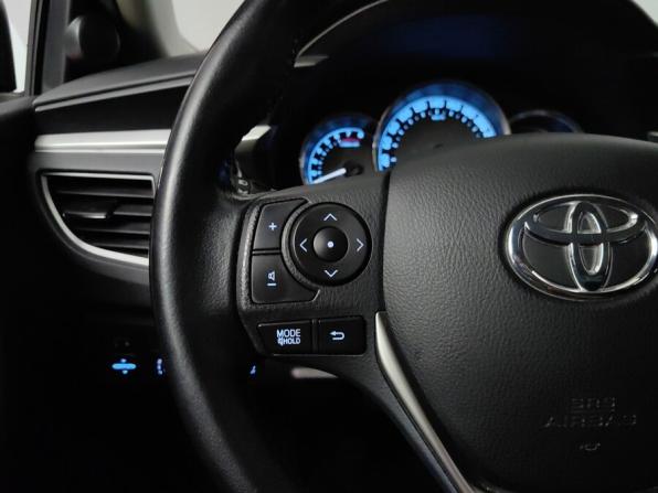 Toyota Corolla XI (E160 E170 E180) с пробегом 2015 года, цена 1 245 000 рублей, 150878 км, седан, Автокод Объявления