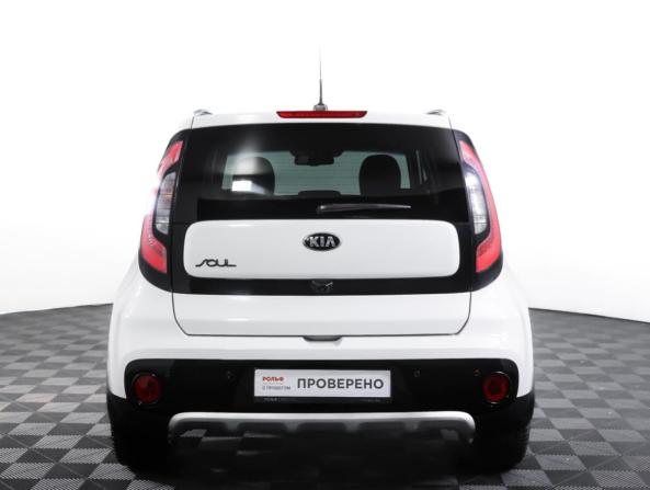 Kia Soul II Рестайлинг с пробегом 2018 года, цена 1 554 000 рублей, 157301 км, хэтчбек, Автокод Объявления