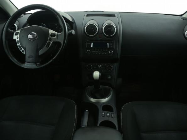 Nissan Qashqai I Рестайлинг с пробегом 2012 года, цена 1 045 000 рублей, 178500 км, внедорожник, Автокод Объявления