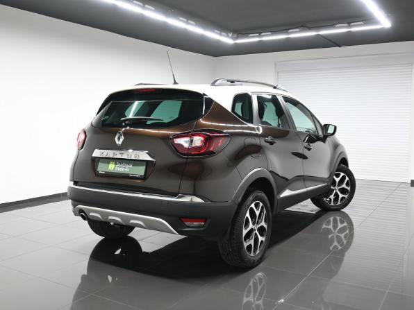 Renault Kaptur I с пробегом 2017 года, цена 1 315 000 рублей, 139111 км, внедорожник, Автокод Объявления