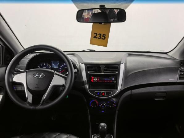 Hyundai Solaris I с пробегом 2014 года, цена 840 000 рублей, 146000 км, седан, Автокод Объявления