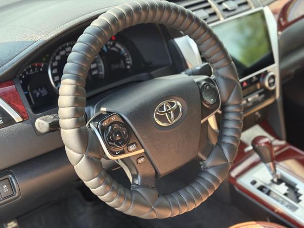Toyota Camry VII (XV50) с пробегом 2014 года, цена 1 620 000 рублей, 244619 км, седан, Автокод Объявления