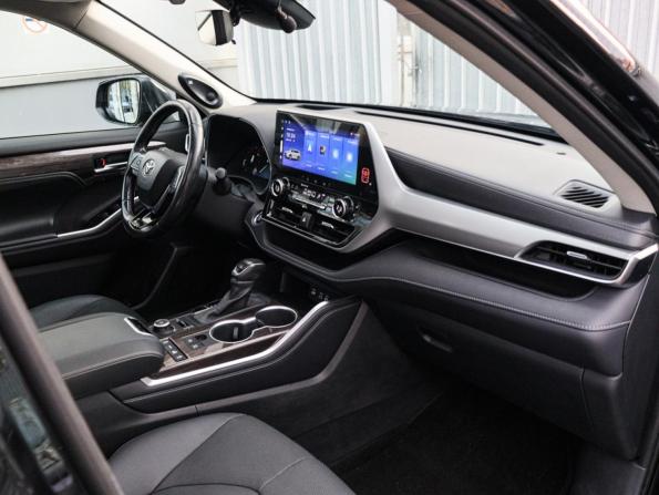 Toyota Highlander IV (XU70) с пробегом 2024 года, цена 4 830 000 рублей, 41990 км, внедорожник, Автокод Объявления