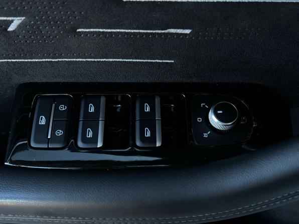 Geely Monjaro I с пробегом 2024 года, цена 3 250 000 рублей, 46563 км, внедорожник, Автокод Объявления