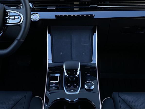 Omoda C5 I с пробегом 2023 года, цена 1 999 000 рублей, 13742 км, внедорожник, Автокод Объявления