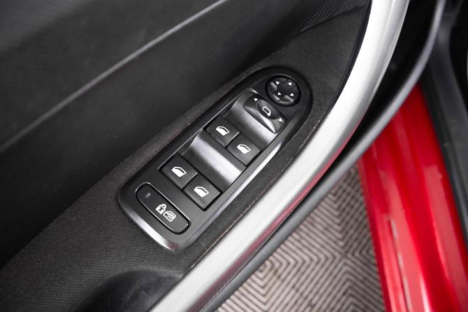 Peugeot 308 I Рестайлинг с пробегом 2012 года, цена 439 000 рублей, 229745 км, хэтчбек, Автокод Объявления