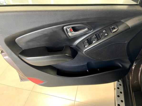 Hyundai ix35 I Рестайлинг с пробегом 2014 года, цена 1 359 587 рублей, 135312 км, внедорожник, Автокод Объявления