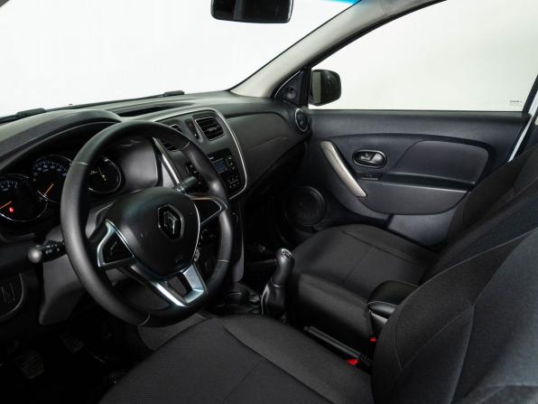 Renault Logan II Рестайлинг с пробегом 2020 года, цена 1 020 000 рублей, 68300 км, седан, Автокод Объявления