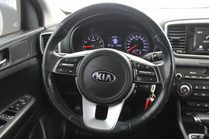 Kia Sportage IV Рестайлинг с пробегом 2019 года, цена 2 525 000 рублей, 102000 км, внедорожник, Автокод Объявления