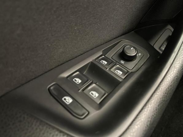 Volkswagen Passat B8 с пробегом 2018 года, цена 1 669 000 рублей, 121800 км, универсал, Автокод Объявления