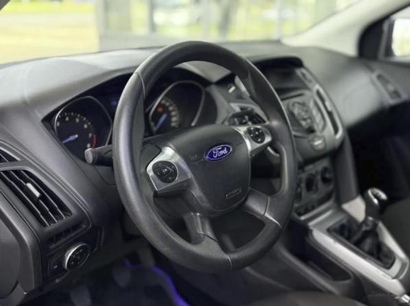 Ford Focus III с пробегом 2013 года, цена 750 000 рублей, 198282 км, седан, Автокод Объявления
