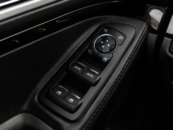 Ford Explorer V с пробегом 2014 года, цена 1 899 000 рублей, 222148 км, внедорожник, Автокод Объявления