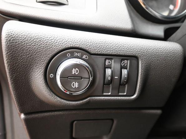 Opel Astra J с пробегом 2011 года, цена 655 000 рублей, 200355 км, хэтчбек, Автокод Объявления
