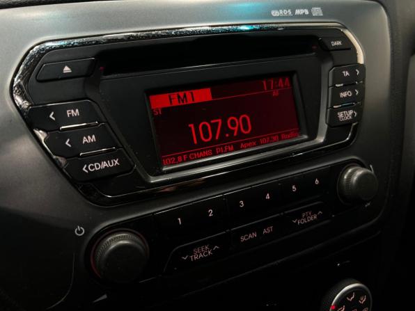 Kia Rio III Рестайлинг с пробегом 2015 года, цена 769 000 рублей, 163941 км, седан, Автокод Объявления