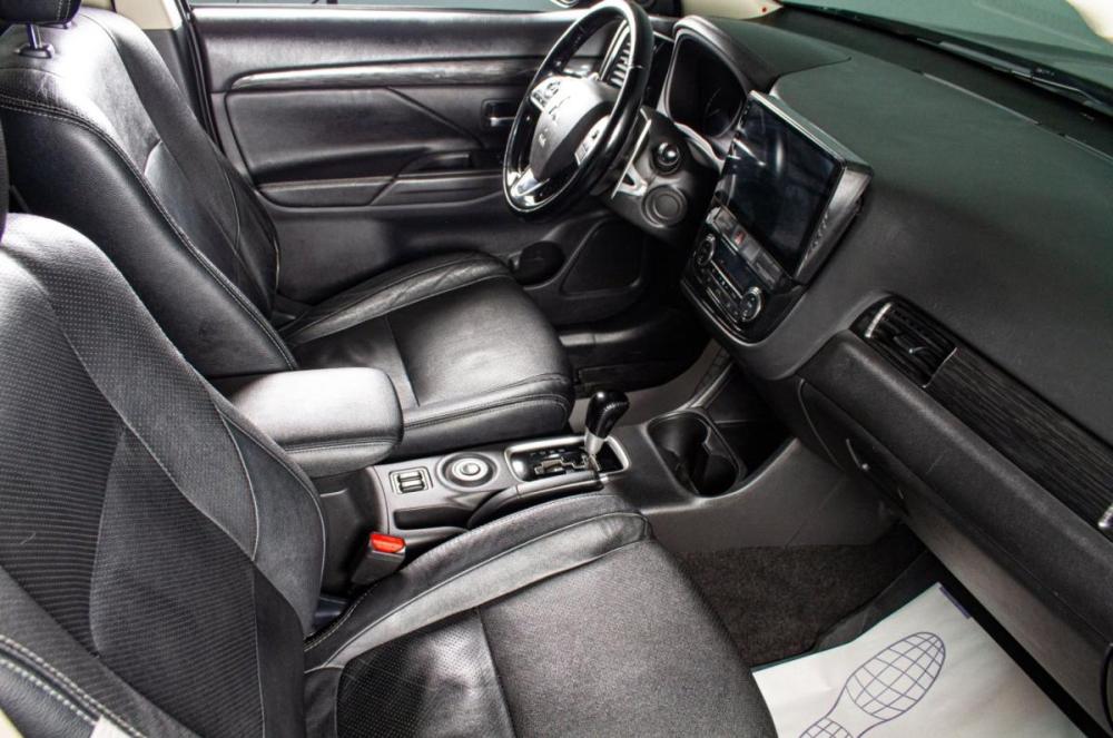 Mitsubishi Outlander III Рестайлинг Сургут  - изображение 11