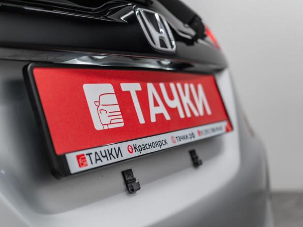 Honda Fit III с пробегом 2016 года, цена 1 030 000 рублей, 103000 км, хэтчбек, Автокод Объявления