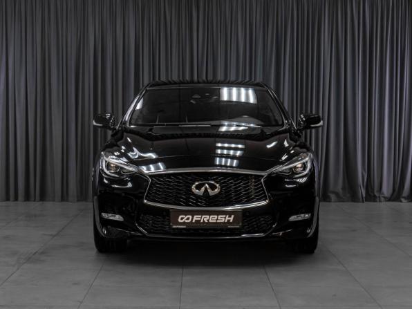 Infiniti Q30 с пробегом 2017 года, цена 3 099 000 рублей, 53845 км, хэтчбек, Автокод Объявления