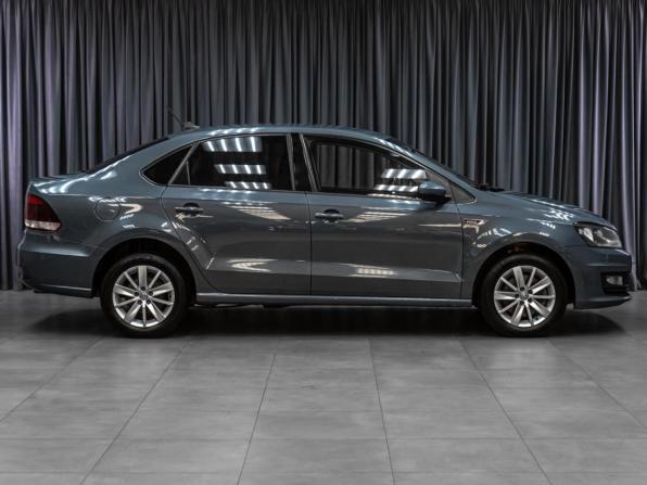 Volkswagen Polo V Рестайлинг с пробегом 2020 года, цена 1 289 000 рублей, 143526 км, седан, Автокод Объявления