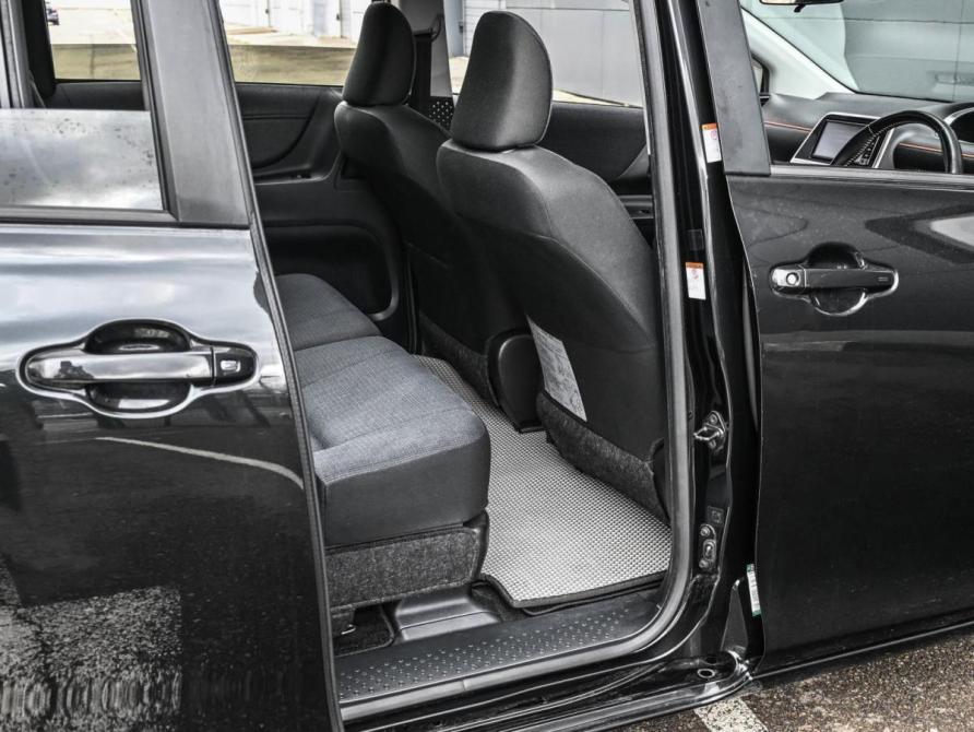 Toyota Sienta II Новороссийск  - изображение 12