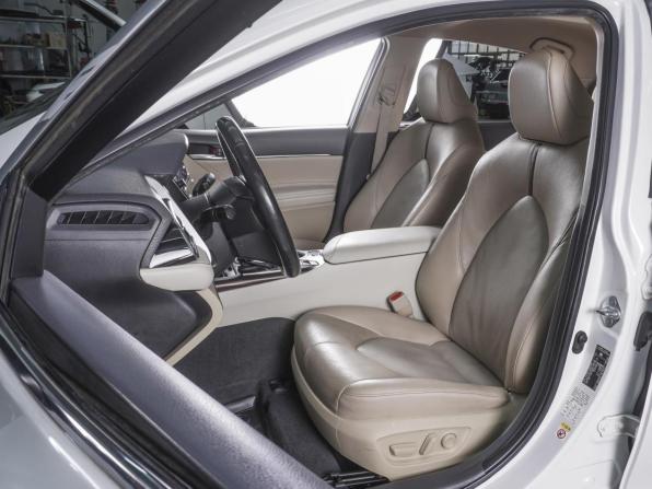 Toyota Camry VIII (XV70) с пробегом 2019 года, цена 2 760 000 рублей, 132316 км, седан, Автокод Объявления