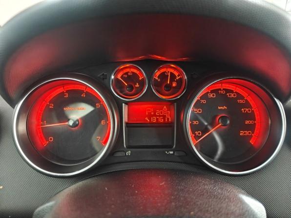 Peugeot 308 I Рестайлинг с пробегом 2011 года, цена 548 000 рублей, 136000 км, хэтчбек, Автокод Объявления