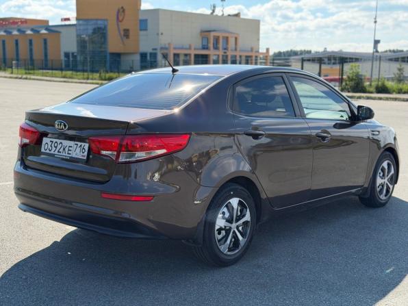 Kia Rio III Рестайлинг с пробегом 2015 года, цена 990 000 рублей, 148589 км, седан, Автокод Объявления