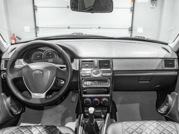 Lada (ВАЗ) Priora I с пробегом 2013 года, цена 292 897 рублей, 179630 км, хэтчбек, Автокод Объявления