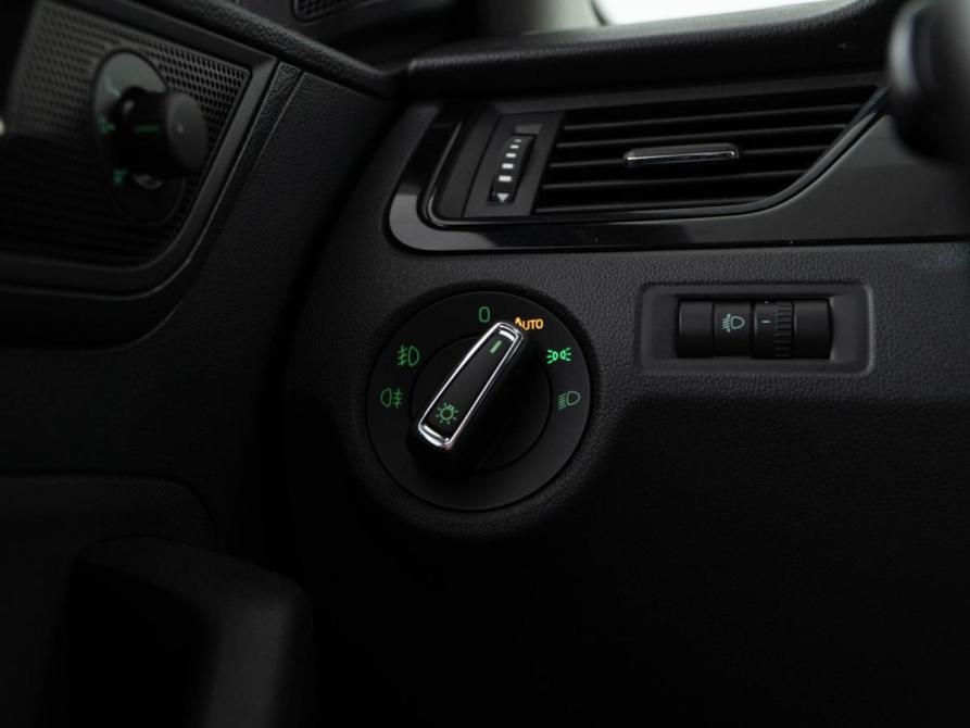 Skoda Rapid I Рестайлинг Москва  - изображение 19