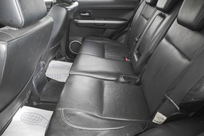 Suzuki Grand Vitara II с пробегом 2006 года, цена 889 000 рублей, 304530 км, внедорожник, Автокод Объявления