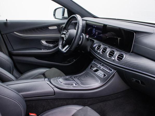 Mercedes-Benz E-Класс V (W213 S213 C238) Рестайлинг с пробегом 2021 года, цена 4 396 000 рублей, 98469 км, седан, Автокод Объявления