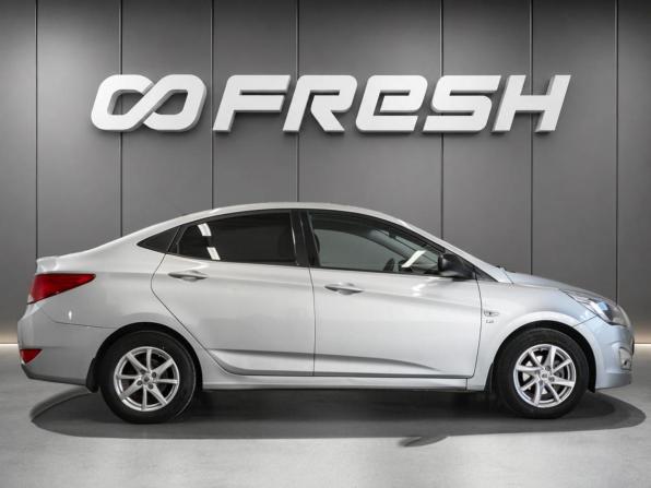 Hyundai Solaris I Рестайлинг с пробегом 2016 года, цена 1 000 000 рублей, 124858 км, седан, Автокод Объявления