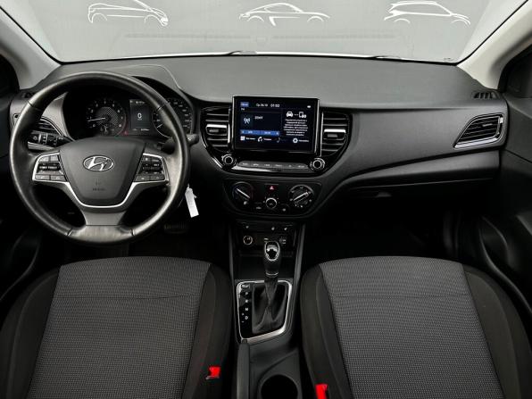 Hyundai Solaris II Рестайлинг с пробегом 2021 года, цена 1 681 400 рублей, 42294 км, седан, Автокод Объявления