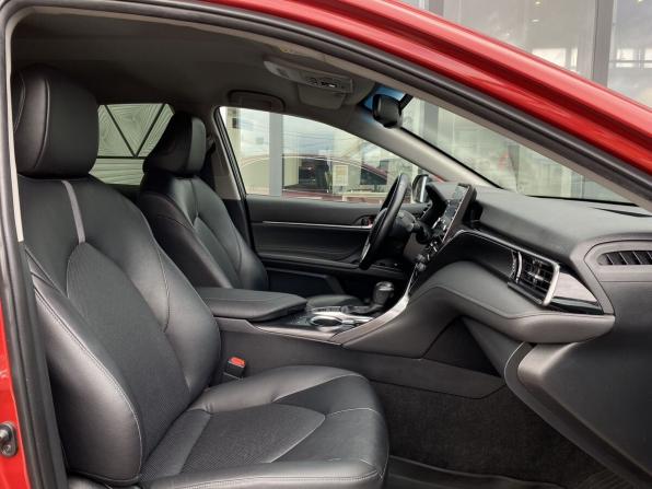 Toyota Camry VIII (XV70) Рестайлинг с пробегом 2021 года, цена 2 999 000 рублей, 50522 км, седан, Автокод Объявления