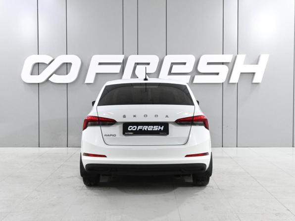 Skoda Rapid II с пробегом 2021 года, цена 1 385 000 рублей, 62683 км, лифтбек, Автокод Объявления